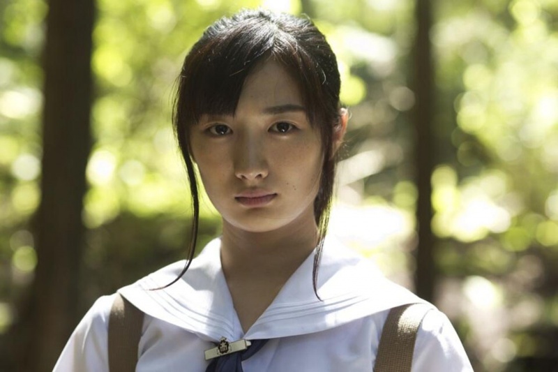 日本动作系女演员武田梨奈迎来26岁生日