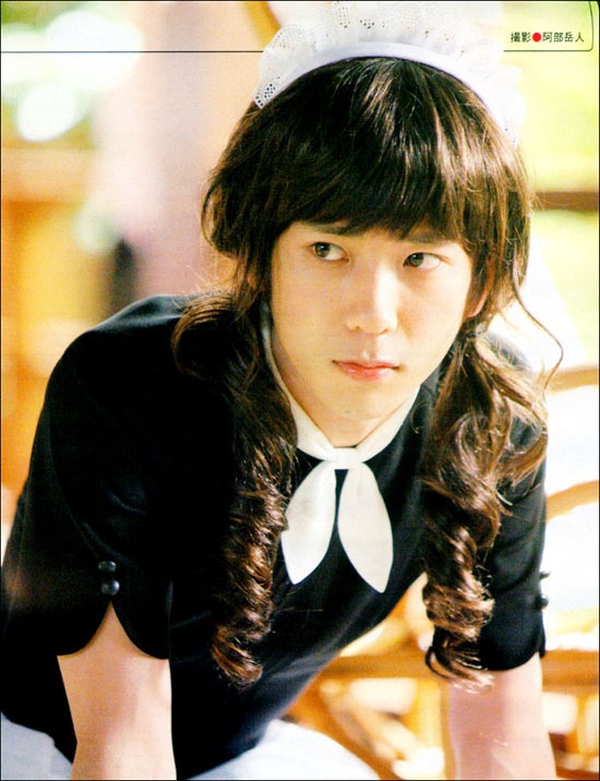 偶像组合岚成员二宫和也迎来34岁生日