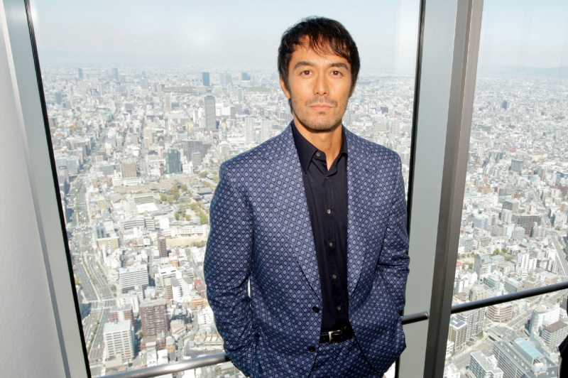 日本人气男演员阿部宽迎来53岁生日