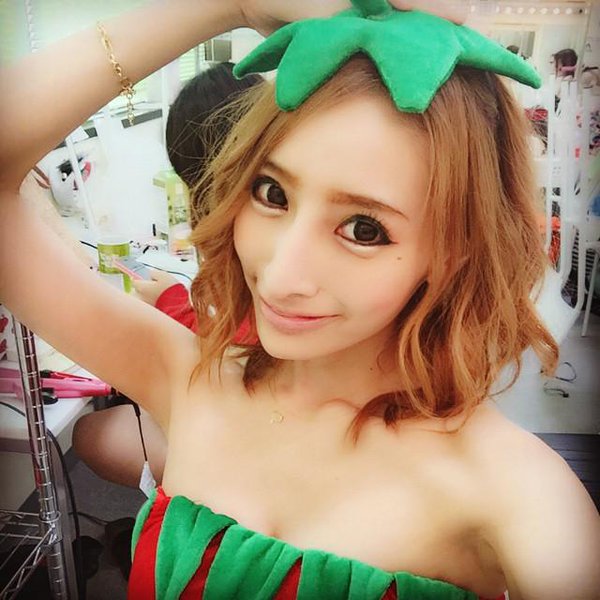 有村架纯亲姐是“丑八怪”？！以妹妹人气作宣传被骂翻