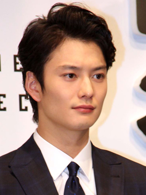 让女生都羡慕!肤白貌美的日本男星TOP10 让女生都羡慕!肤白貌美的日本男星TOP10