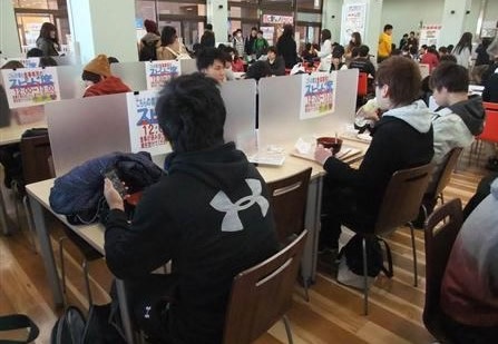 @单身狗，日本的孤独经济到底有多发达？