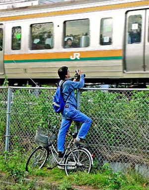 日本爷爷过世后，留下的遗物曝光！只能当垃圾扔掉吗？