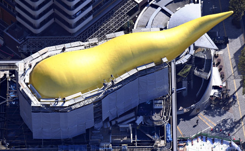 朝日大楼立体雕&ldquo;金之炎&rdquo;形状暧昧，遭网友神吐槽&hellip;&hellip;