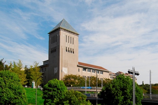 将 首都大学东京 恢复为 东京都立大学 来提升知名度 日本通