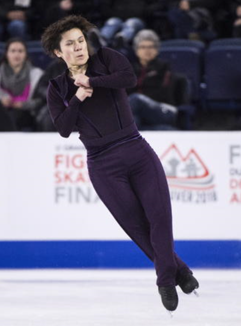 日本花样滑冰选手宇野昌磨在短节目花样滑冰比赛中排第二位