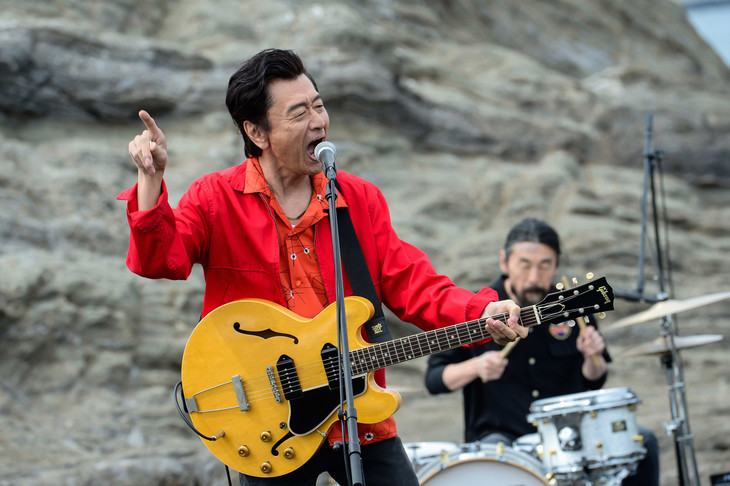 9月看 茅崎物语 桑田佳佑在鸟帽子岩激情演唱 日本通 9月看 茅崎物语 桑田佳佑在鸟帽子岩激情演唱 日本通