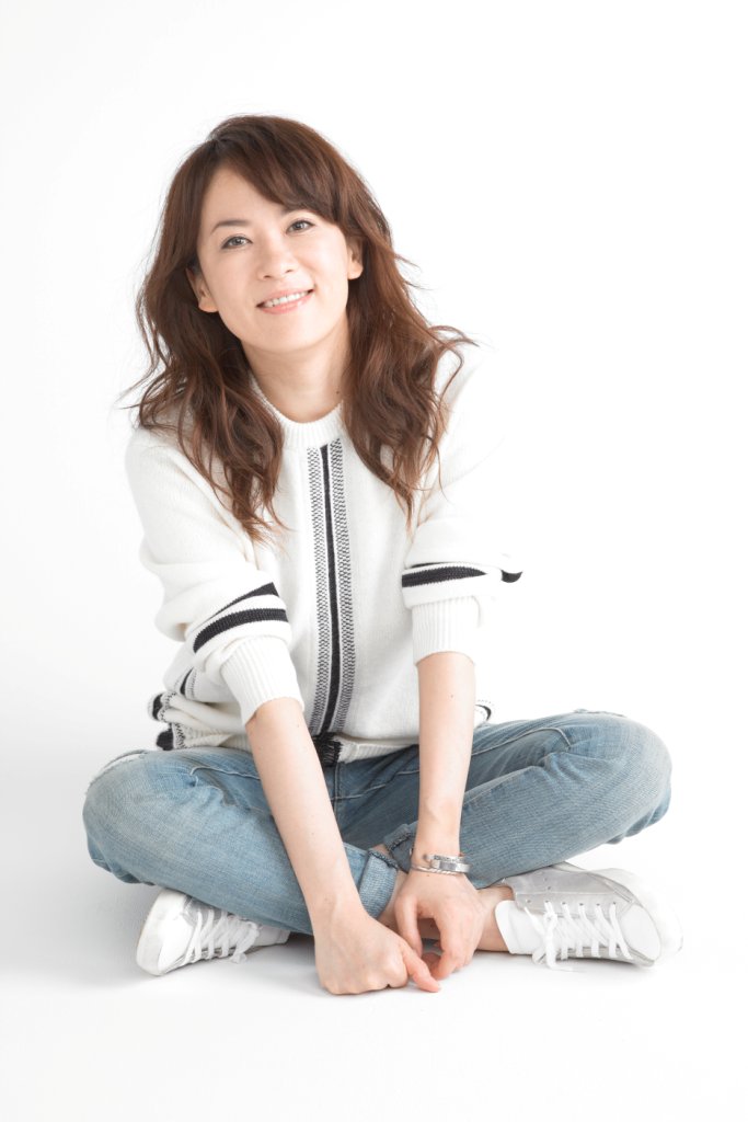 铃木砂羽主演的舞台剧两名女演员开演前突然辞职