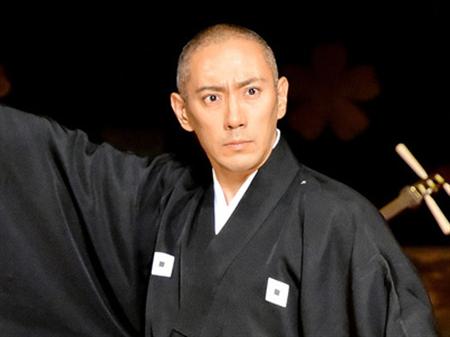 市川海老蔵否认新恋人传闻 “我觉得这种说法很过分” 市川海老蔵否认新恋人传闻 “我觉得这种说法很过分”