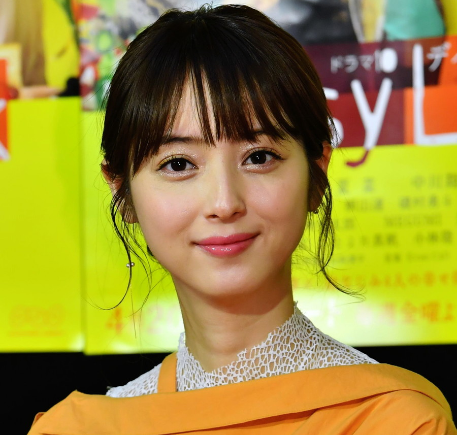 日本演员佐佐木希宣布分娩了第一胎男孩 并称&ldquo;夫妻俩都流泪了&rdquo;