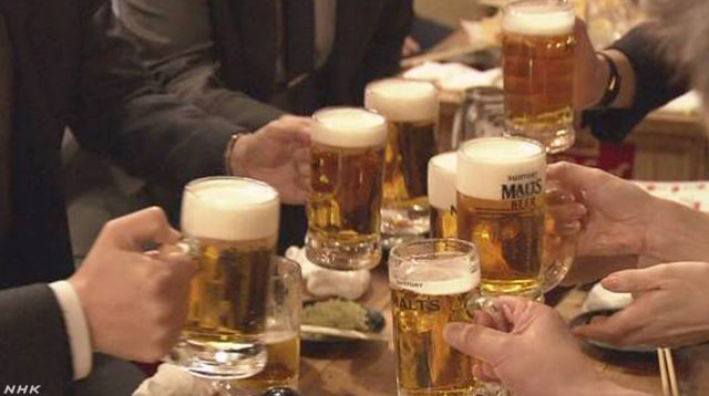 日本例年中举办“忘年会”的时期来临了! 日本例年中举办“忘年会”的时期来临了!