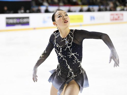 国际滑联花样滑冰大奖赛总决赛 日本选手纪平梨花夺冠