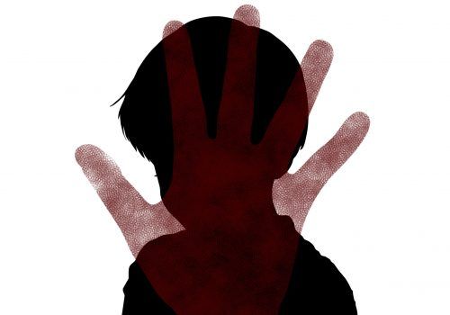 为发泄揍孩子日本真成体罚大国了吗