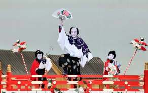 日本歌舞伎演员市川海老藏携子女出演 初春歌舞伎公演 日本通