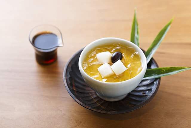 享受当季的炸物——“炸串 万年青”
