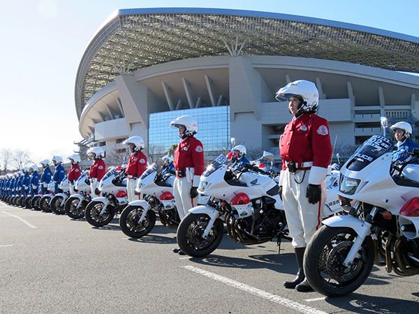 日本埼玉县举行县警新年阅兵式 日本通