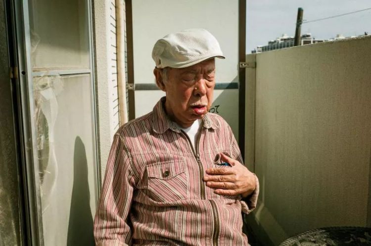 别走啊爸爸拍摄患癌父亲3年日本摄影师将祈祷倾注于快门之中