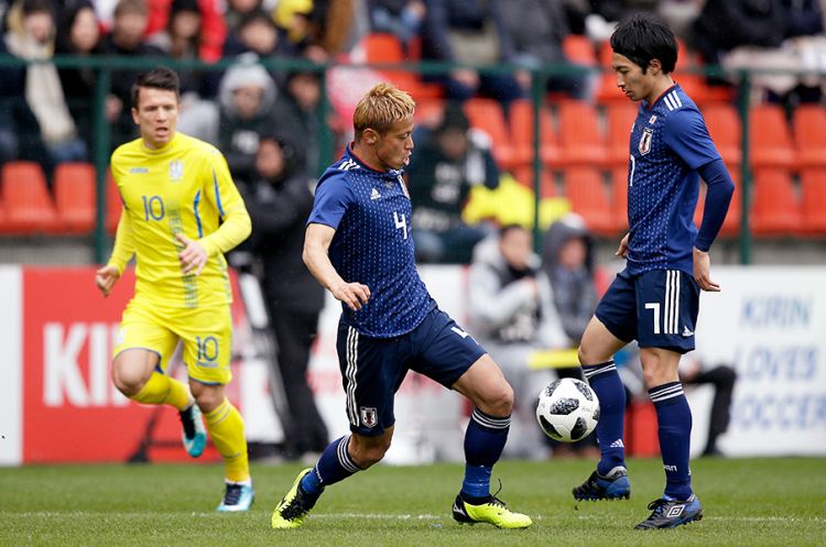 日本足球队世界排名上升至第27名