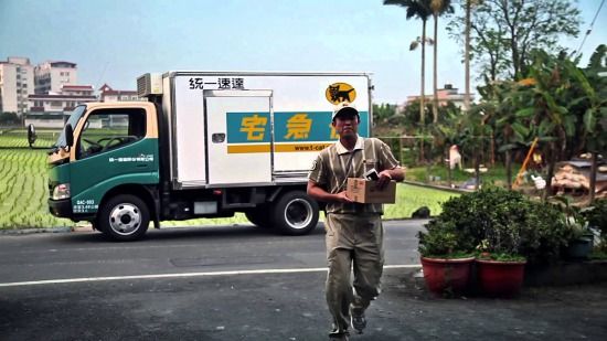 其中最大的原因是全日本卡车司机从业人员不足和人们法制意识的增强.