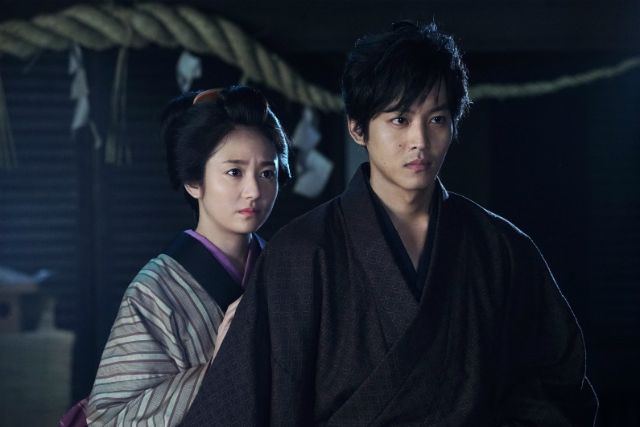 电影《瞌睡的磐音》公开剧照  木村文乃、芳根京子形象曝光