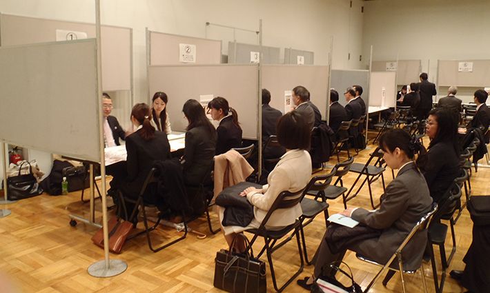 为何日本企业不取消传统的面试选拔模式？