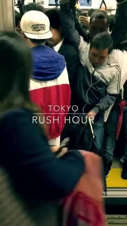 在日本的这个地方,有着说不尽的潜规则... 在日本的这个地方,有着说不尽的潜规则...