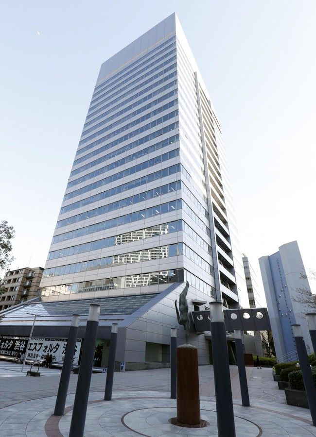 amuse,旗下有许多著名搞笑艺人的吉本兴业和东京分公司(都位于大阪)