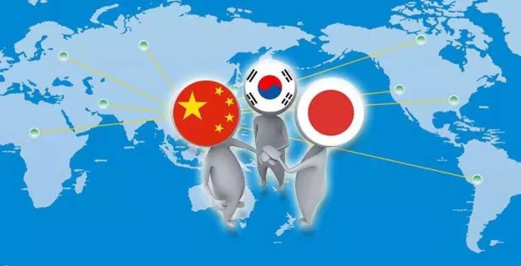 中国应在中日韩自贸区演好“主角”