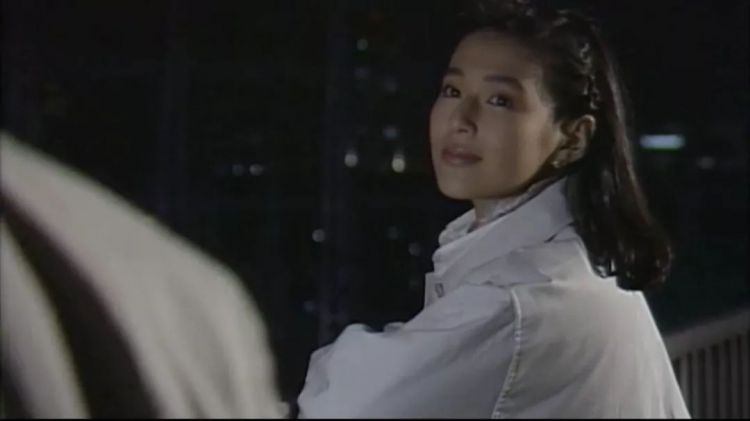 日本“废掉”的三十年落幕,一眼看过去都是我的青春啊… 日本“废掉”的三十年落幕,一眼看过去都是我的青春啊…