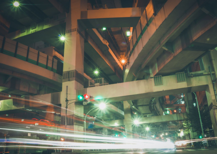 东京道路的“奇妙物语”