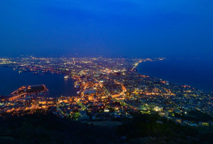 日本最美夜景花落谁家?长崎稻佐山人气最高 日本最美夜景花落谁家?长崎稻佐山人气最高