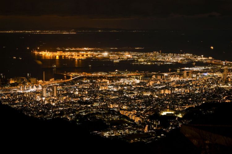 日本最美夜景花落谁家?长崎稻佐山人气最高 日本最美夜景花落谁家?长崎稻佐山人气最高