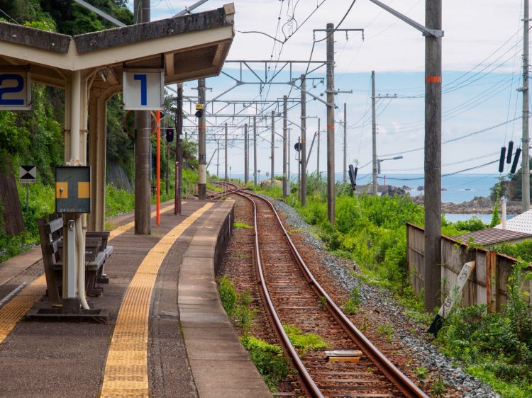 《能看见海的车站》和歌山篇：和歌山港站、汤川站、那智站、和深站、见老津站