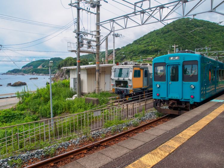 《能看见海的车站》和歌山篇：和歌山港站、汤川站、那智站、和深站、见老津站