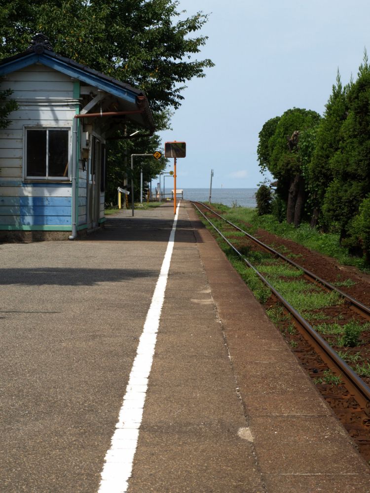 《能看见海的车站》富山篇：越中国分站、越之泻站、雨晴站