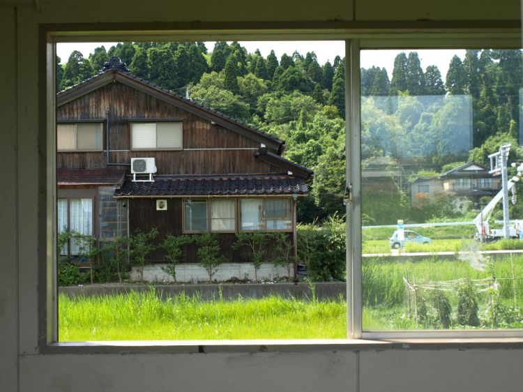 《能看见海的车站》富山篇：越中国分站、越之泻站、雨晴站