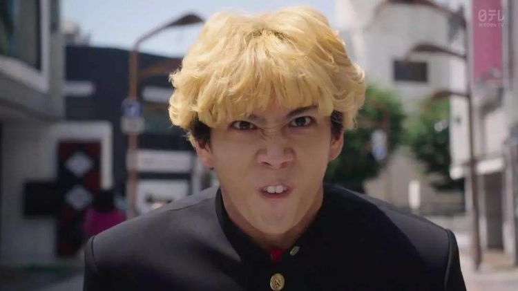 贺来贤人专访:摘掉头衔,告别焦躁不安的20多岁 贺来贤人专访:摘掉头衔,告别焦躁不安的20多岁