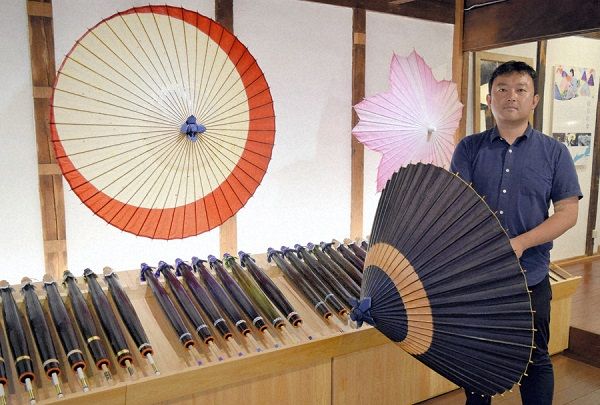 日本社会面临着怎样的“和伞危机”? 日本社会面临着怎样的“和伞危机”?