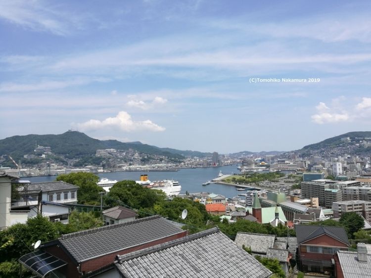 赴日豪华邮轮停靠港的忧郁——你是我等不到的有钱人 赴日豪华邮轮停靠港的忧郁——你是我等不到的有钱人