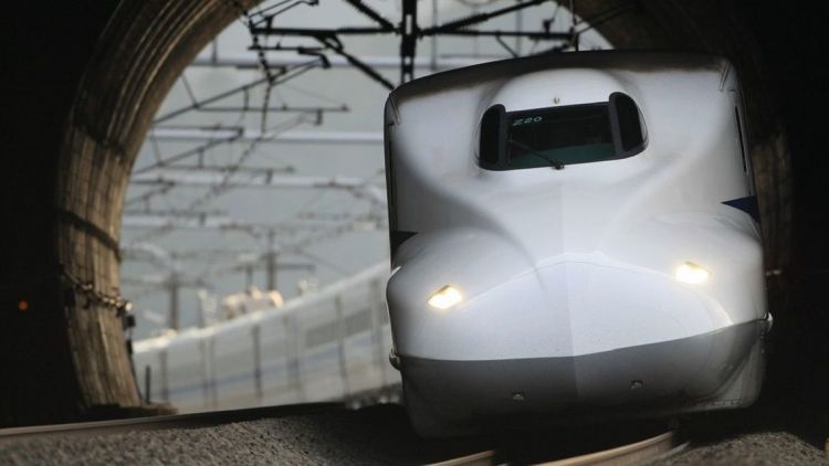 由于保养工作延误 日本东海道新干线19个班次受到影响 由于保养工作延误 日本东海道新干线19个班次受到影响