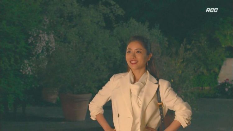 第一次不想和石原里美穿得一样……