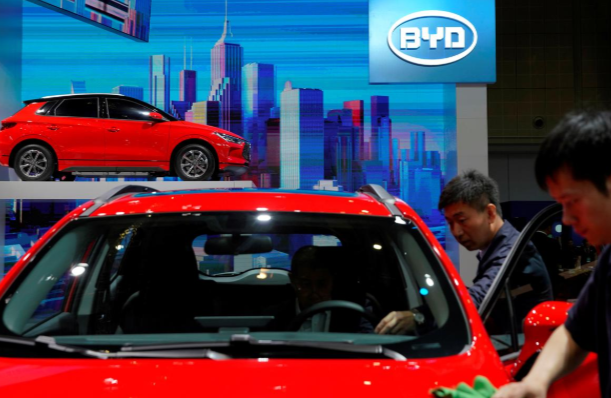 比亚迪丰田携手研发电动汽车,计划2025年前投入中国市场 比亚迪丰田携手研发电动汽车,计划2025年前投入中国市场
