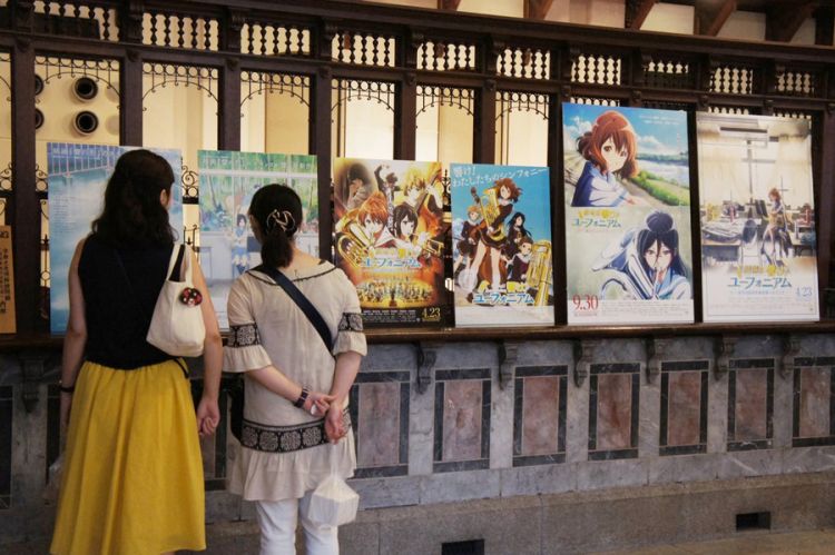 日本京都文化博物馆展出京都动画作品海报:“他们给予了梦想” 日本京都文化博物馆展出京都动画作品海报:“他们给予了梦想”