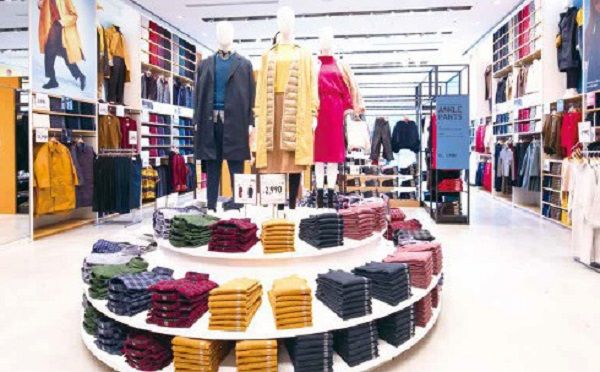 日本服装市场持续低迷,为什么无印良品和WORKMAN能保持高速增长? 日本服装市场持续低迷,为什么无印良品和WORKMAN能保持高速增长?