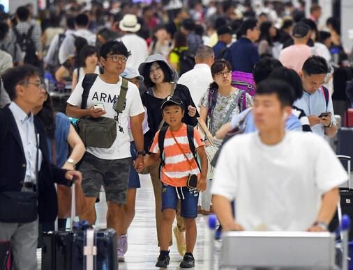 成田机场迎来暑期出游热潮，旅客量同比增长将达6.2%