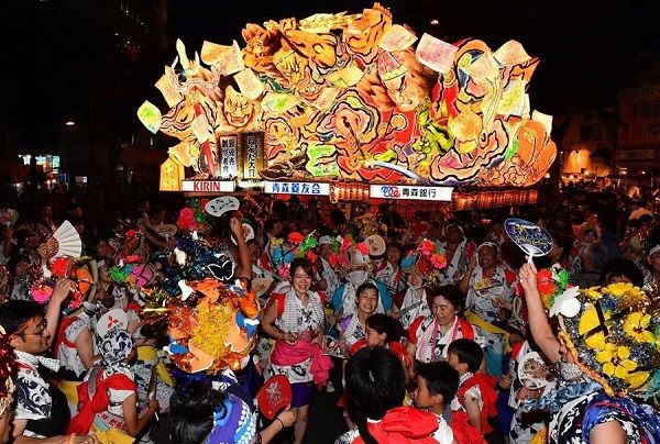为什么日本的花火大会要在夏天举行? 为什么日本的花火大会要在夏天举行?