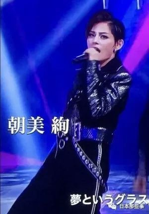 日本最强的女子天团,又出了一位掰弯网友的大佬! 日本最强的女子天团,又出了一位掰弯网友的大佬!