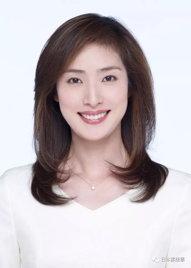 日本最强的女子天团,又出了一位掰弯网友的大佬! 日本最强的女子天团,又出了一位掰弯网友的大佬!