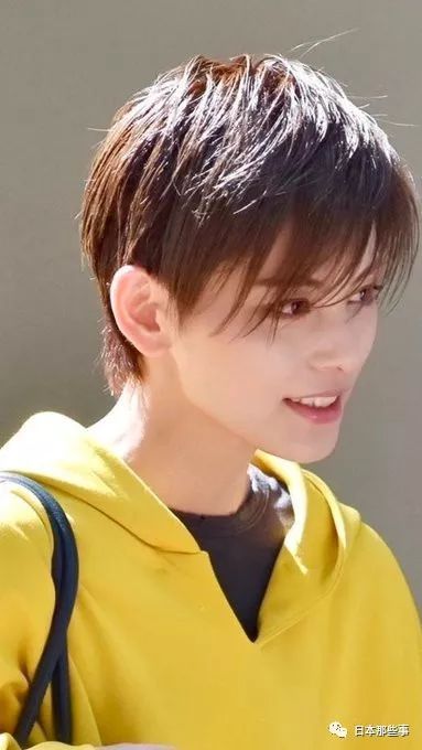 日本最强的女子天团,又出了一位掰弯网友的大佬! 日本最强的女子天团,又出了一位掰弯网友的大佬!