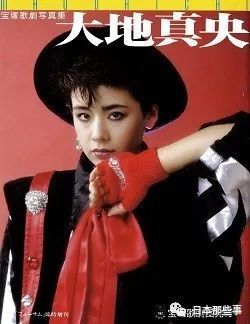 日本最强的女子天团,又出了一位掰弯网友的大佬! 日本最强的女子天团,又出了一位掰弯网友的大佬!